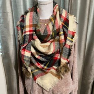 NWT Grace & Lace Triangle Scarf.